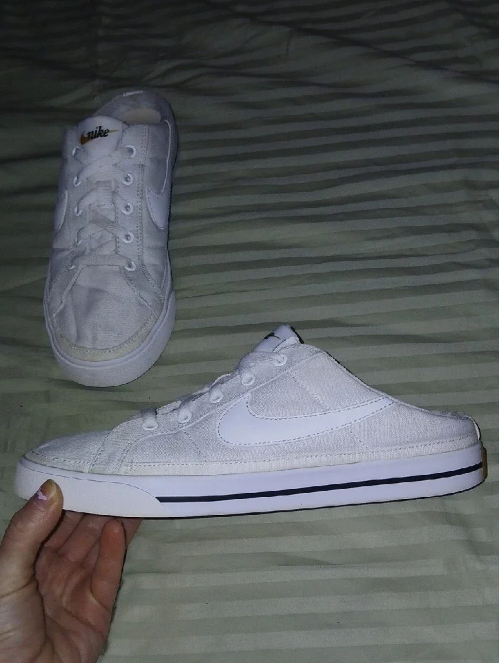 Nike Womens Court Legacy Mule White Canvas Sz: 9.5
